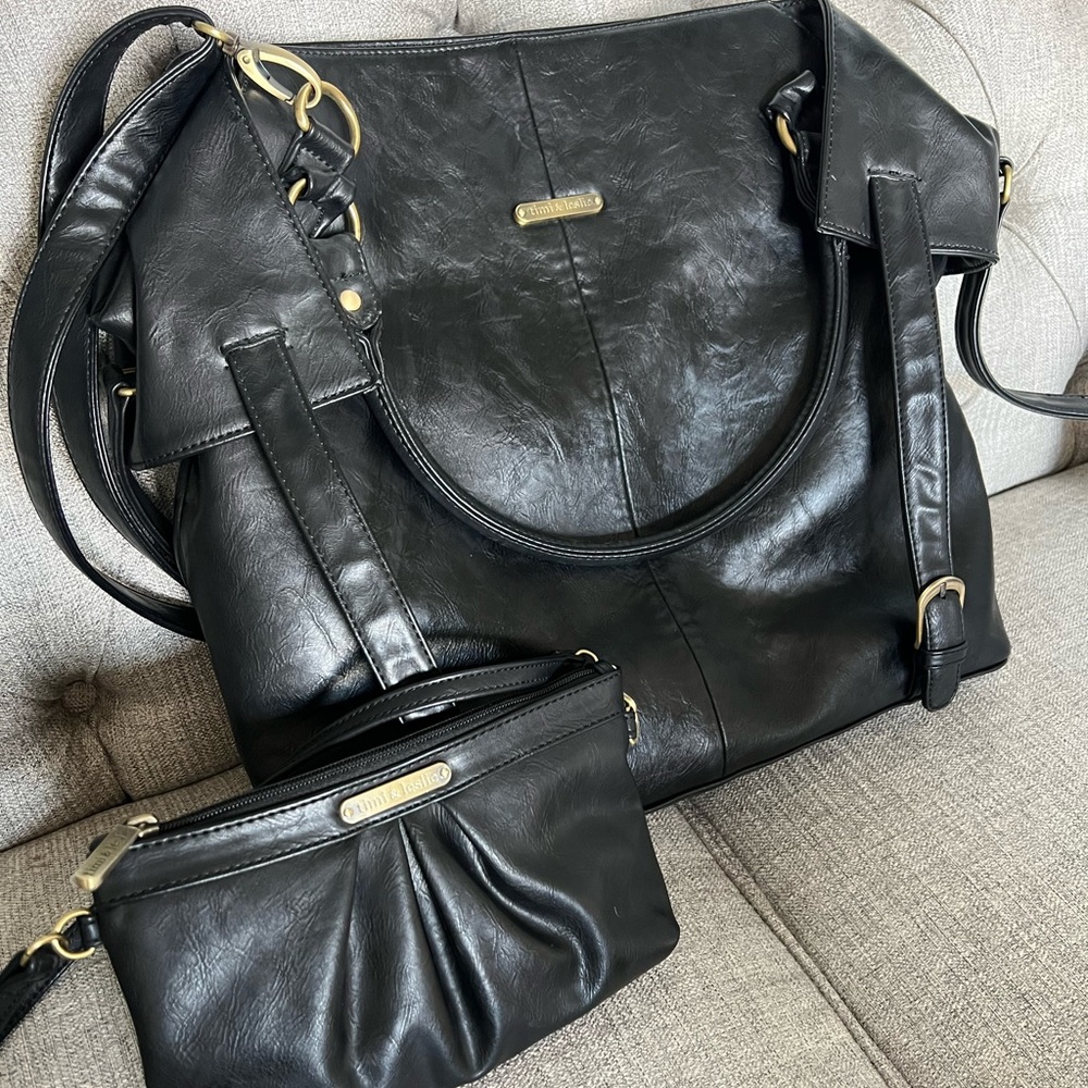 Timi & Leslie Diaper Bag!
Black Leather